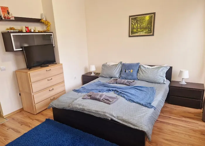 Apartament Neat In 